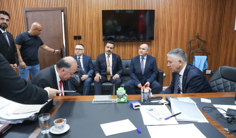 Türkiye Dışişleri Bakan Yardımcısı H. Ali Özel’den KKTC’ye Gemi Kazası Ziyareti