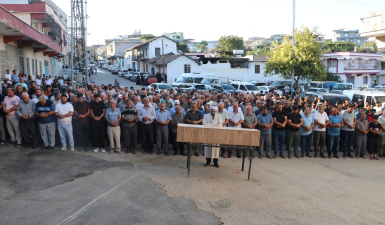 Girne Açıklarındaki Gemi Kazasında Yaşamını Yitiren Nazmiye Özbolat Hatay’da Son Yolculuğuna Uğurlandı