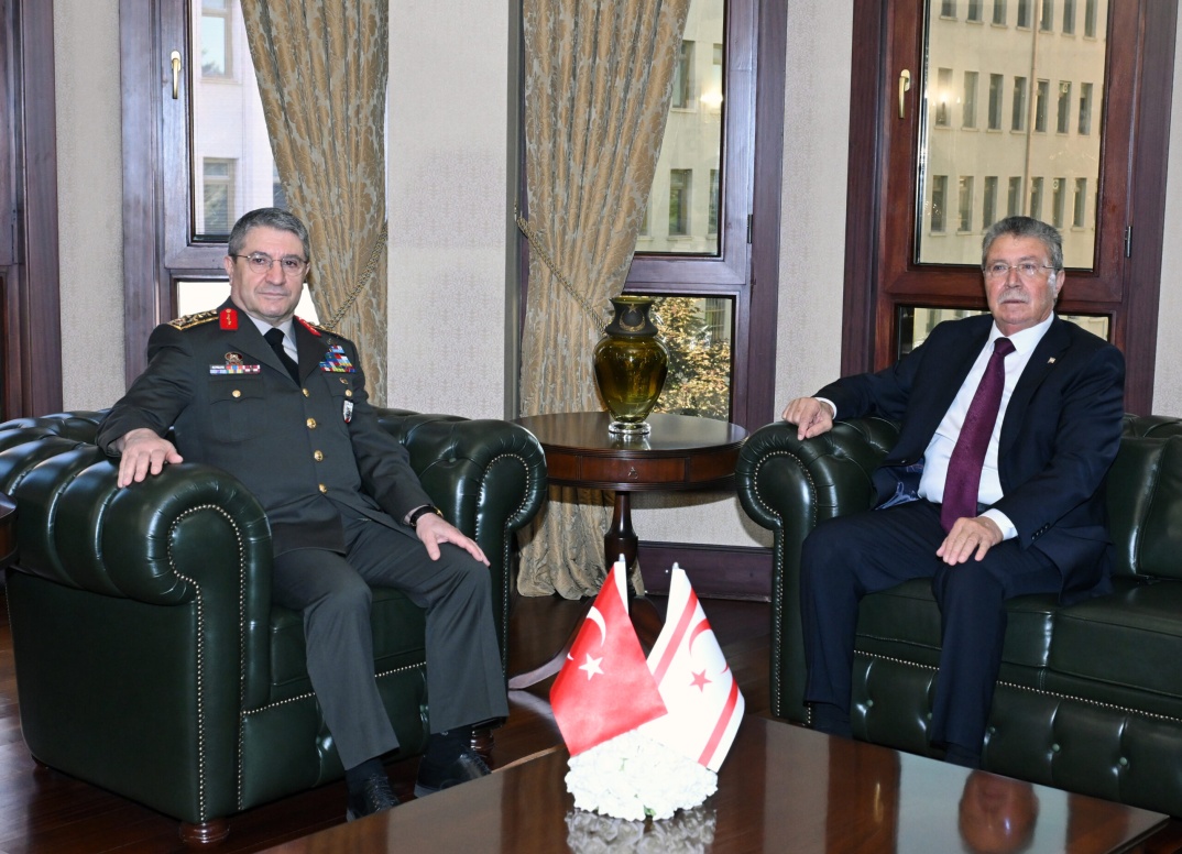 1788883324796AA-20260908-42417398-42417397-GENELKURMAY_BASKANI_ORGENERAL_BAYRAKTAROGLU_KKTC_BASBAKAN.jpeg