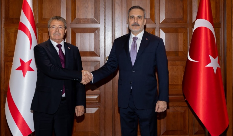 Başbakan Üstel, Ankara’da Dışişleri Bakanı Fidan ile Görüştü