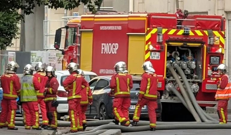 Fransa’da Yolcu Treni Raydan Çıktı1’i Ağır 44 Yaralı