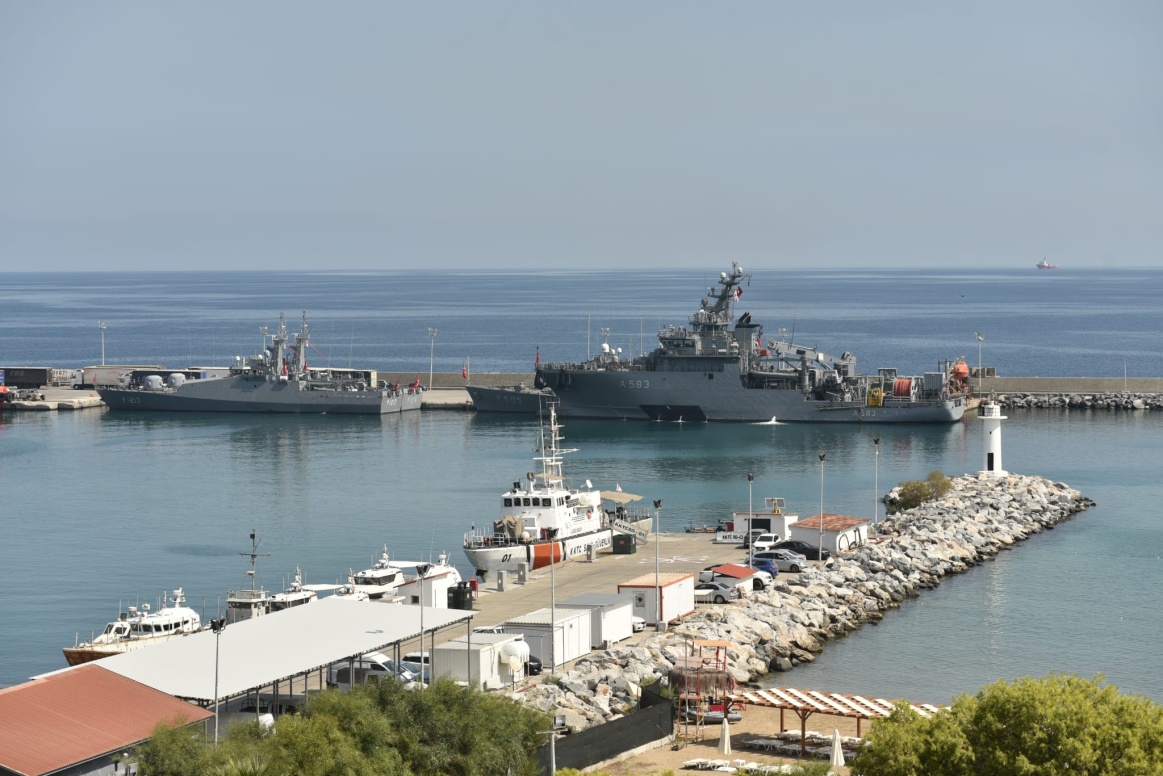 1789375083978Girne-Liman-nda-arama-al-malar-S-1-.jpg