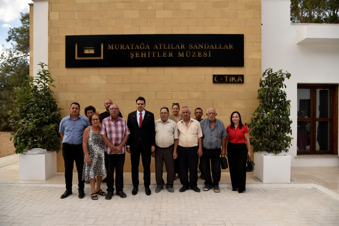1789656854540TIKA-Baskan-Eren-Murataga-Sandallar-Sehitlik-ve-M-zesini-ziyaret-etti-15-so-scaled.jpg
