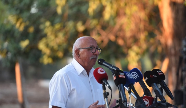 “Bu üç küçük Türk köyünde 52 yıl önce bir soykırım yaşanmıştır. Katliam ve savaş suçu işlenmiştir ancak cezasız kalmıştır”