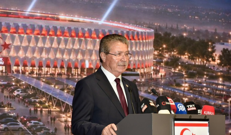 “Bugün Kıbrıs Türkü’nün ve KKTC gençliğinin tarihi günü.”