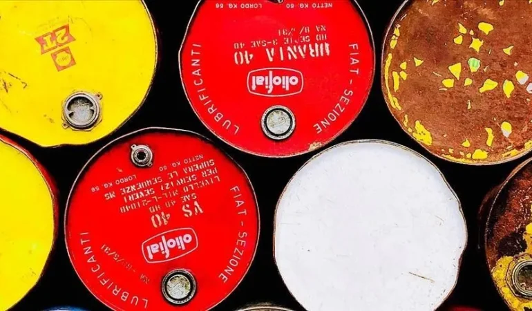 Uluslararası piyasalarda Brent petrolün varil fiyatı 101,78 dolara geriledi