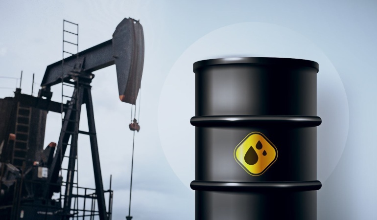 Brent petrolün varil fiyatı 102,08 dolardan işlem görüyor