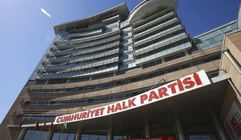 Ankara’da 7 ilçenin belediye başkanı chp’den istifa etti