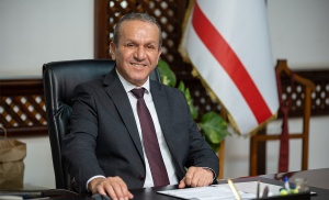 17907704896661786711174032fikri-ataoglu-yeni-yil.jpg