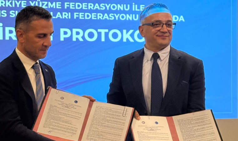 Kuzey Kıbrıs Su Sporları Federasyonu ile Türkiye Yüzme Federasyonu arasında iş birliği protokolü imzalandı