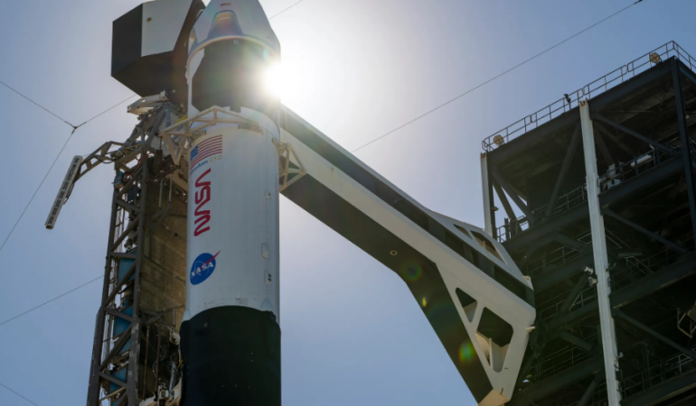 NASA, Crew-13 mürettebatını taşıyan Dragon uzay aracını Uluslararası Uzay İstasyonu’na fırlattı