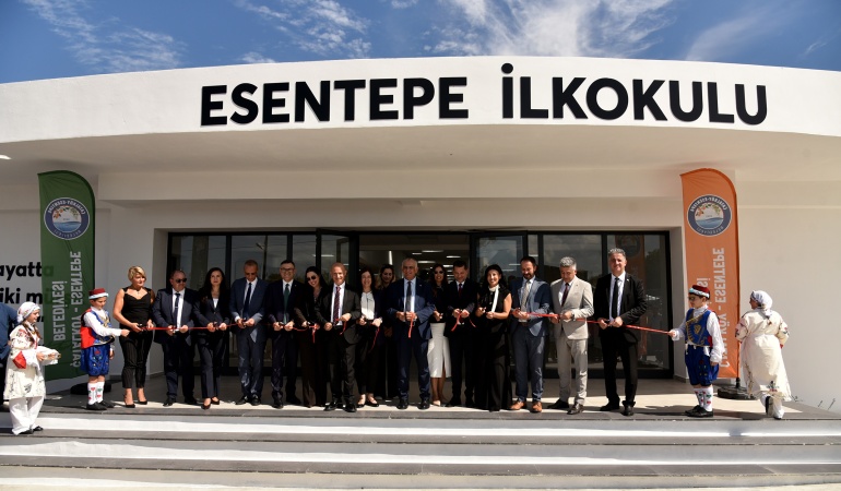 Esentepe İlkokulu’nun Yeni Binası Coşkulu Bir Törenle Hizmete Açıldı