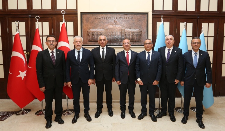 MİLLİ EĞİTİM BAKANI NAZIM ÇAVUŞOĞLU, GAZİ ÜNİVERSİTESİ REKTÖRÜ PROF. DR. UĞUR ÜNAL İLE BİR ARAYA GELDİ