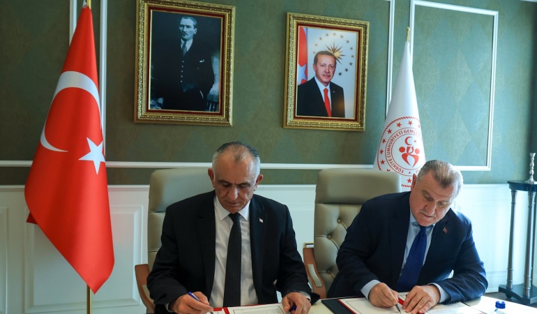 MİLLİ EĞİTİM BAKANLIĞI İLE TÜRKİYE CUMHURİYETİ GENÇLİK VE SPOR BAKANLIĞI ARASINDA PROTOKOL İMZALANDI