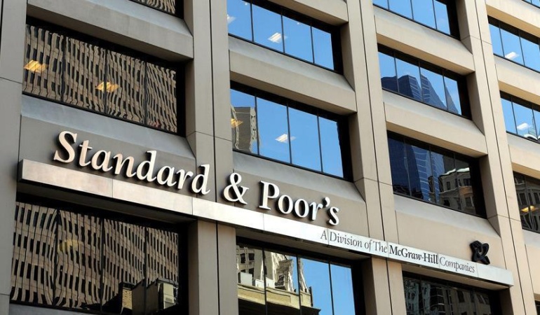 S&P, İNGİLTERE’NİN KREDİ NOTUNU VE “DURAĞAN” GÖRÜNÜMÜNÜ TEYİT ETTİ