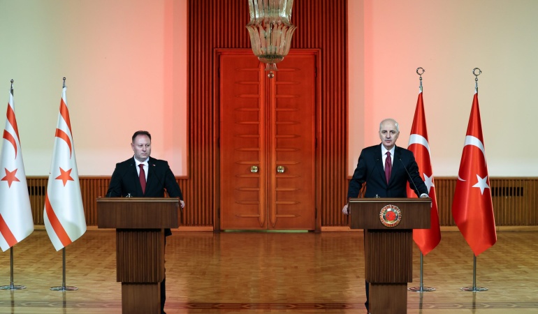 CUMHURİYET MECLİSİ BAŞKANI ÖZTÜRKLER’DEN TBMM BAŞKANI KURTULMUŞ’A TEŞEKKÜR“KARARLI DURUŞU HALKIMIZA GÜVEN VERDİ”