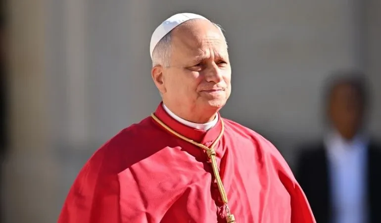 AKCİĞER AMELİYATI GEÇİREN PAPA 14. LEO HASTANEDEN TABURCU EDİLİYOR
