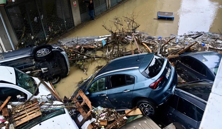 İSTANBUL VE KOCAELİ’DEKİ SEL FELAKETİNDE CAN KAYBI 8’E YÜKSELDİ