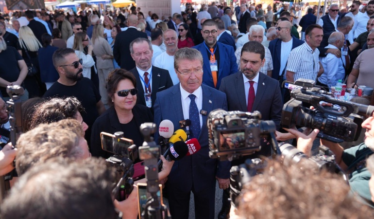 UBP’DE MİLLETVEKİLİ ADAY BELİRLEME VE SIRALAMA SEÇİMİ SÜRÜYORÜSTEL’DEN ‘BİRLİK’ VURGUSU