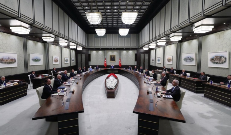 TÜRKİYE’DE KABİNE BUGÜN TOPLANIYOR