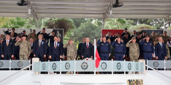 1793121667746TC-milli-savunma-bakan-.jpg
