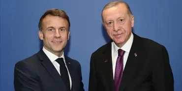 1793172680261Macron.webp